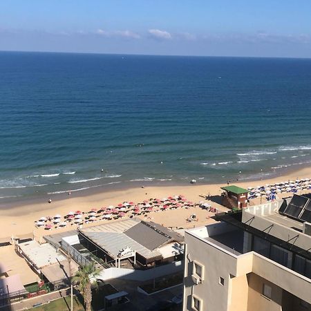 תמר על הים Apartment Bat Yam Exterior foto